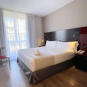 *** Otel Sm Sant Antoni İspanya